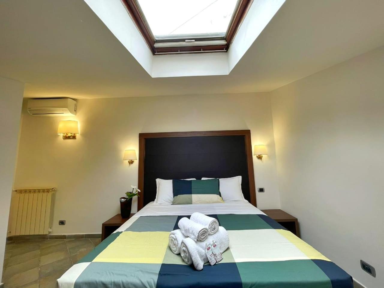 Attic Garden Hotel Rom Eksteriør billede
