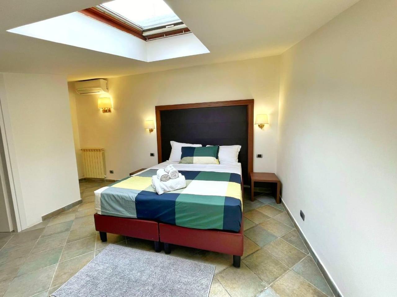 Attic Garden Hotel Rom Eksteriør billede