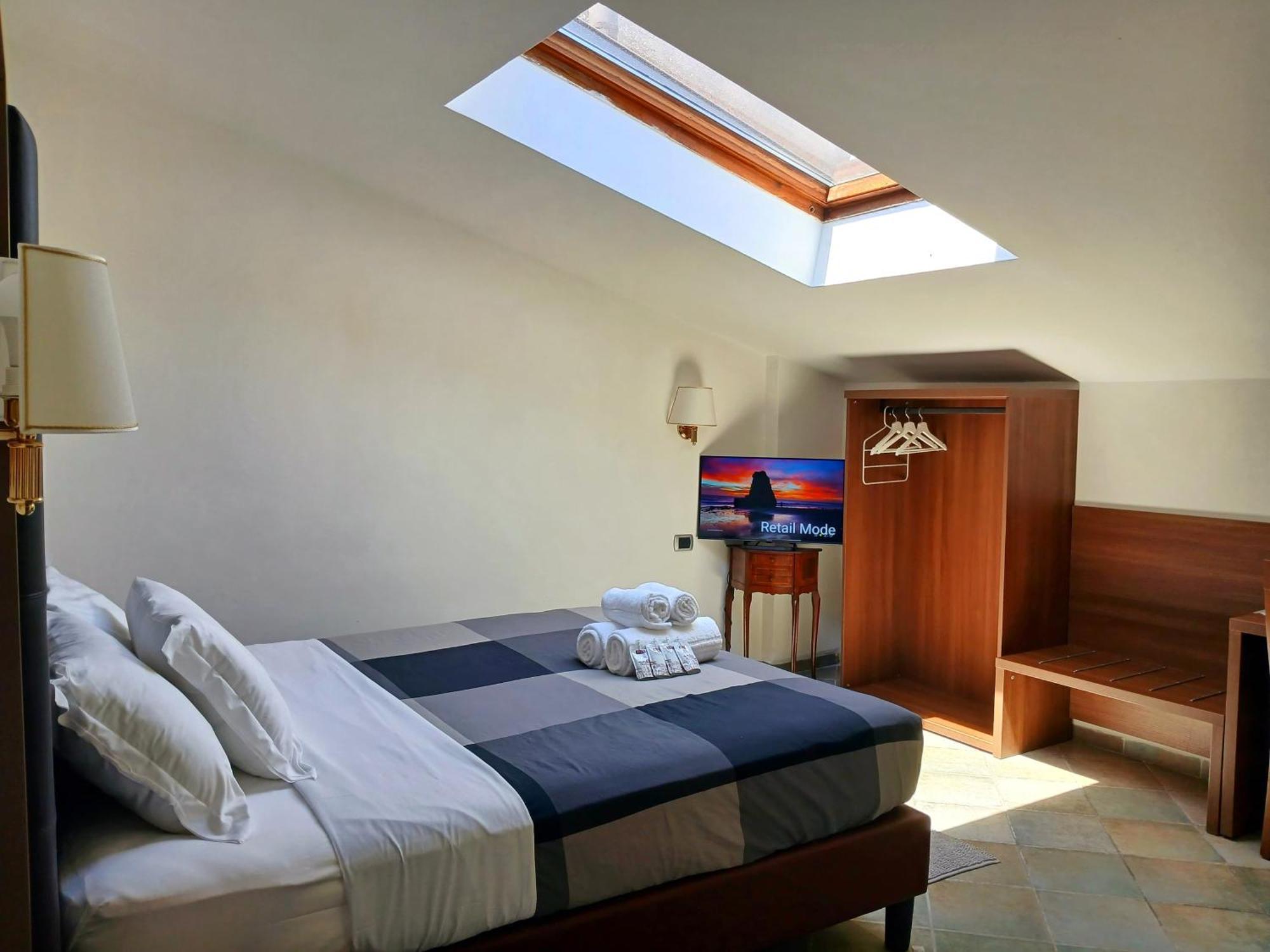 Attic Garden Hotel Rom Eksteriør billede